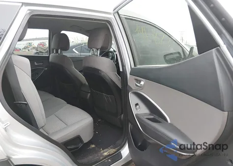 2017 Hyundai Santa Fe Sport 2.4L z USA, uszkodzony, nr VIN 5XYZTDLB3HG438391